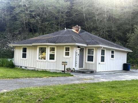 Heart of the Redwoods-Wapiti Cottage