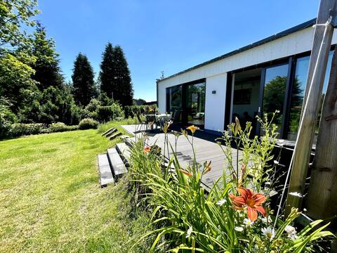 To the old garage: Apartment with private garden