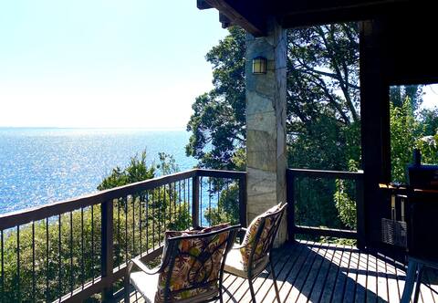 Relax and enjoy the magic of the South