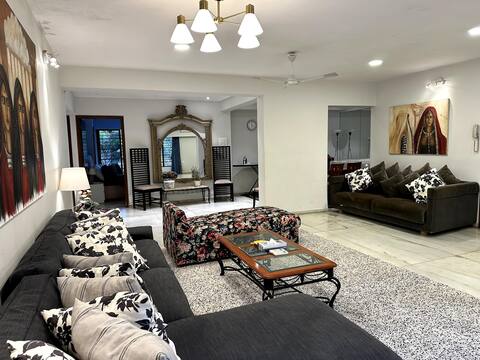 3 BHK Grand Luxury Suite Near Carter Road