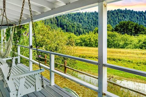 Humble Home on the Coast | Hot Tub & Fire Pit