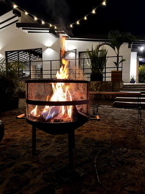 Rest house 1 minute from MDE Airport