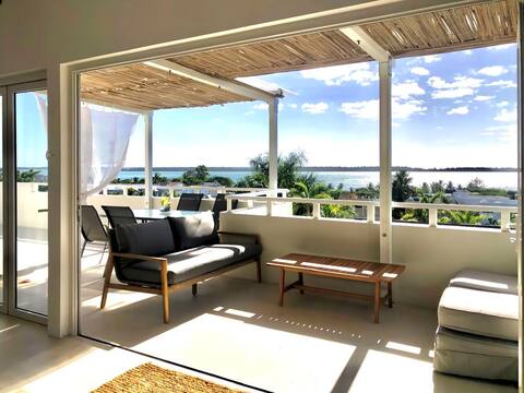 Home Three. 120 sq mt penthouse.