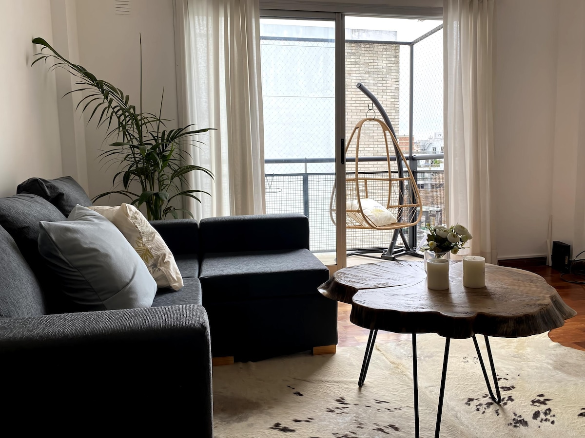 Successful Airbnb property: Apartment in Belgrano. With a medium-sized garage in Belgrano