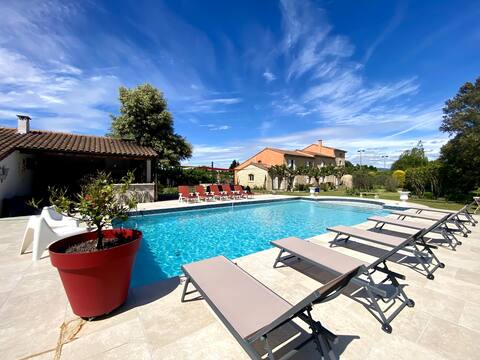 Mas Nahema with pool and tennis
