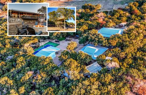 *Views *Hot tub*Pickleball*Fire Pit*