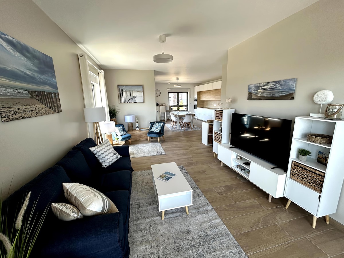 Successful Airbnb property: Les Terrasses du Phare – Relaxing Sea View Retreat in Berck