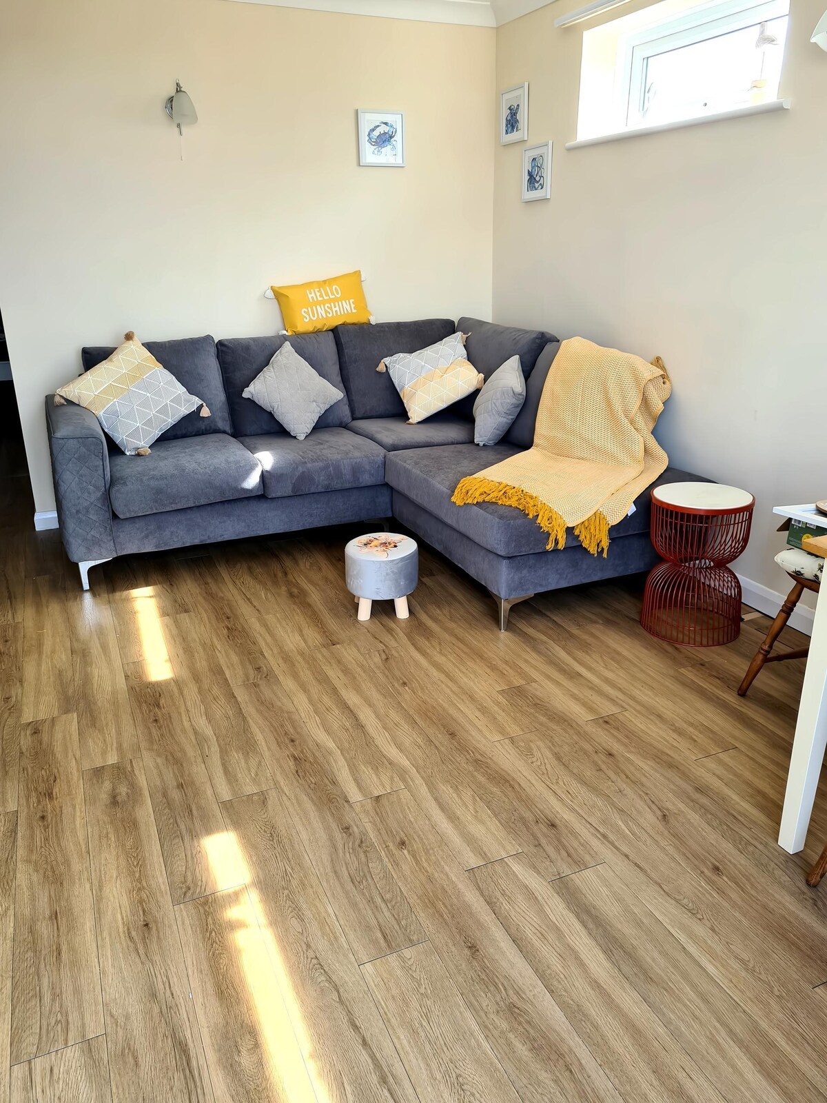 Successful Airbnb property: Sunset Beach, 2 bed first floor flat with balcony in Hunstanton