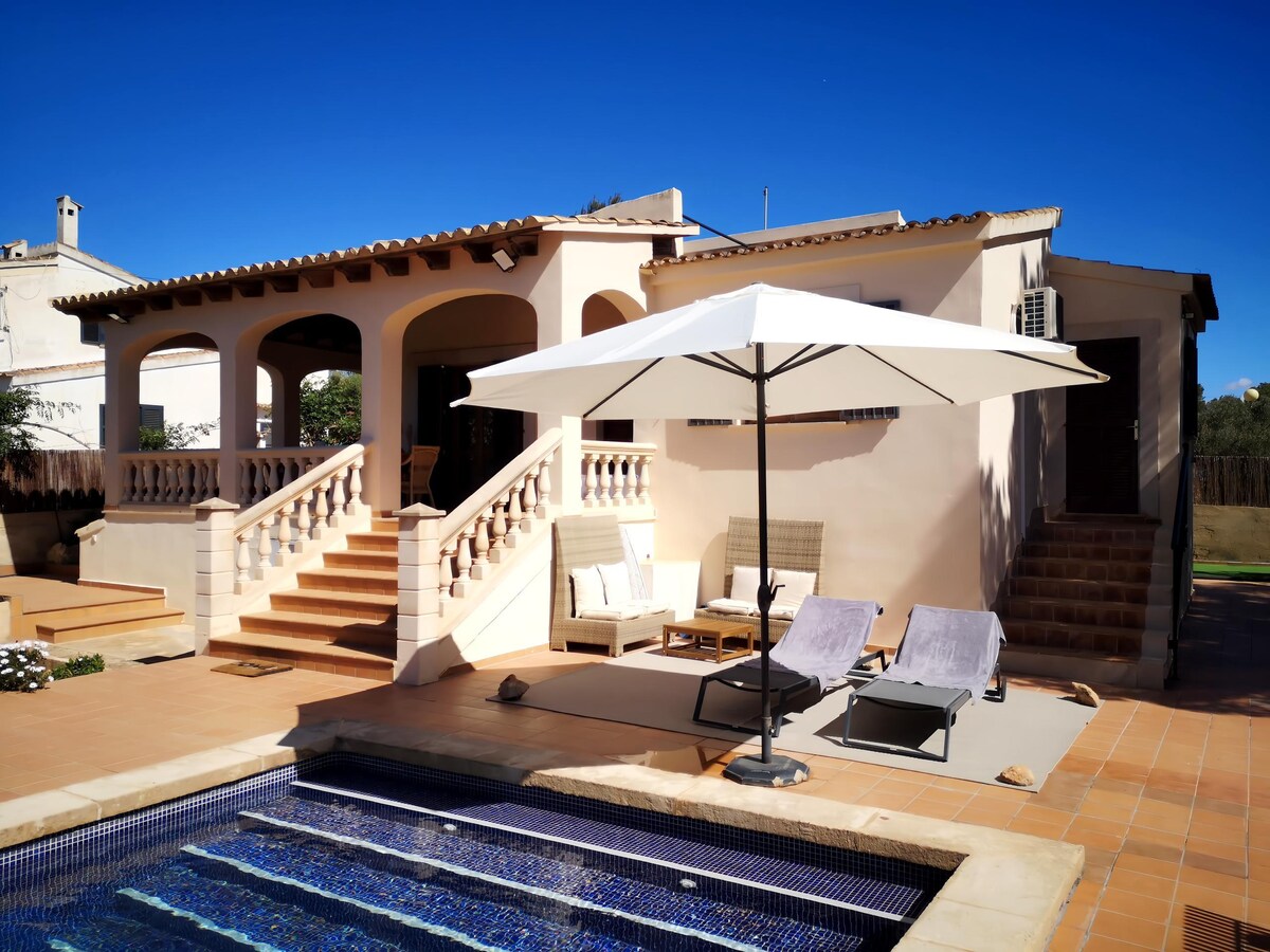 Top Airbnb: Casa Alegria with large pool in Llucmajor