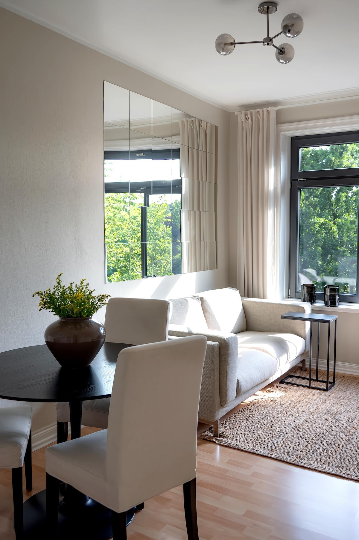Top Airbnb: Elegant & quiet:Dream home near Alster & city park in Winterhude