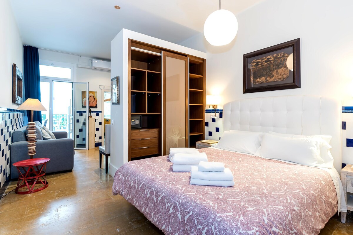 Top Airbnb: Nice apartment in the best place in Sitges
