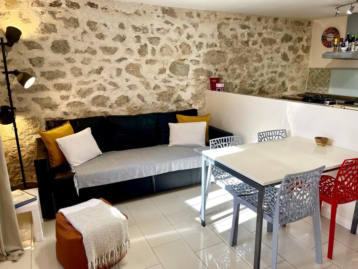 Top performing Airbnb: APT IN VILLA, Amazing Sea Views, Eze Village in Villefranche Sur Mer