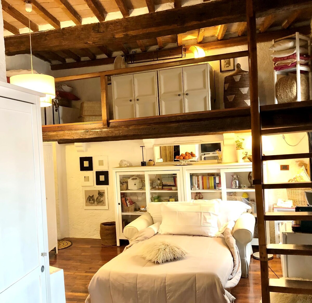 Top Airbnb: Studio 1700 historic center Top for Singles a Grosseto