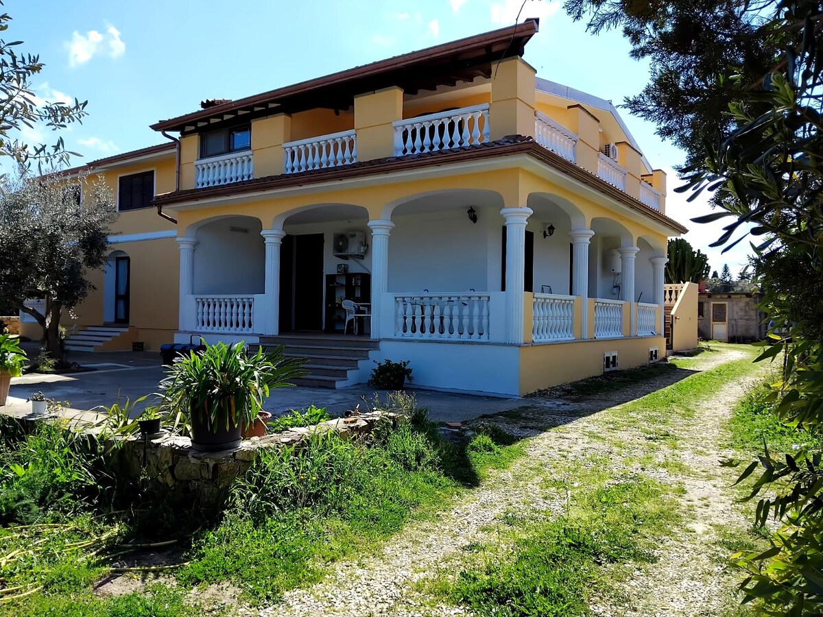 Top Airbnb: Capo Comino Holiday Home - CIN: IT091085C2000P7506 à Siniscola