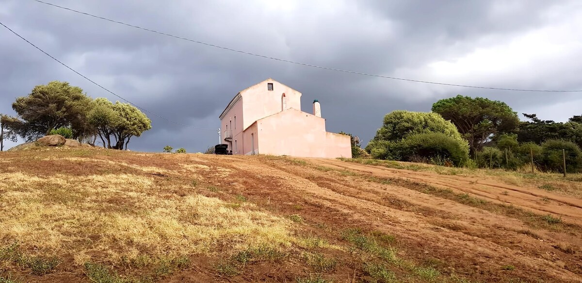 Erfolgreiche Airbnb-Immobilie: casa di campagna Stazzu Lu Palazzu in Aglientu