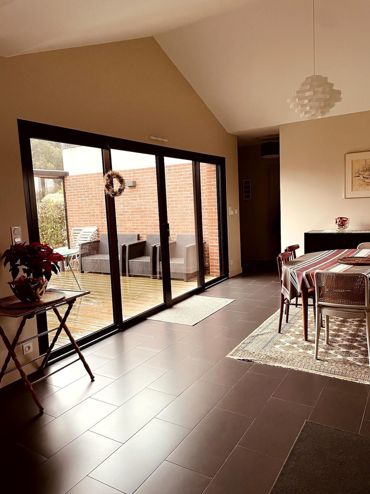 Successful Airbnb property: Contemporary in the heart of the village in Saint Briac Sur Mer