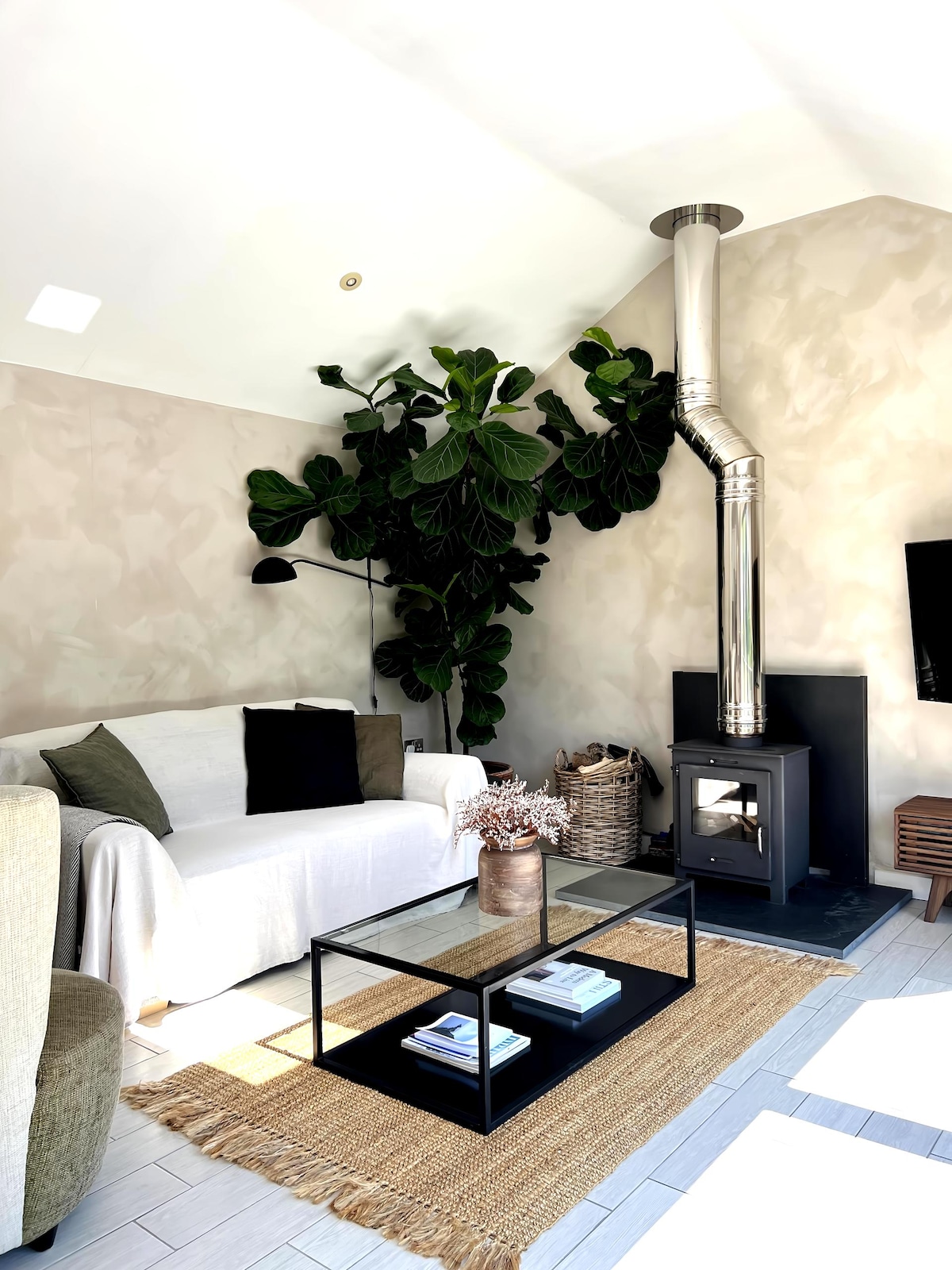 Top Airbnb: P E N H A L L O W - A Luxury 1 Bedroom Cabin in St. Ives