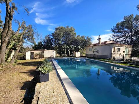 Issola - Family house with pool