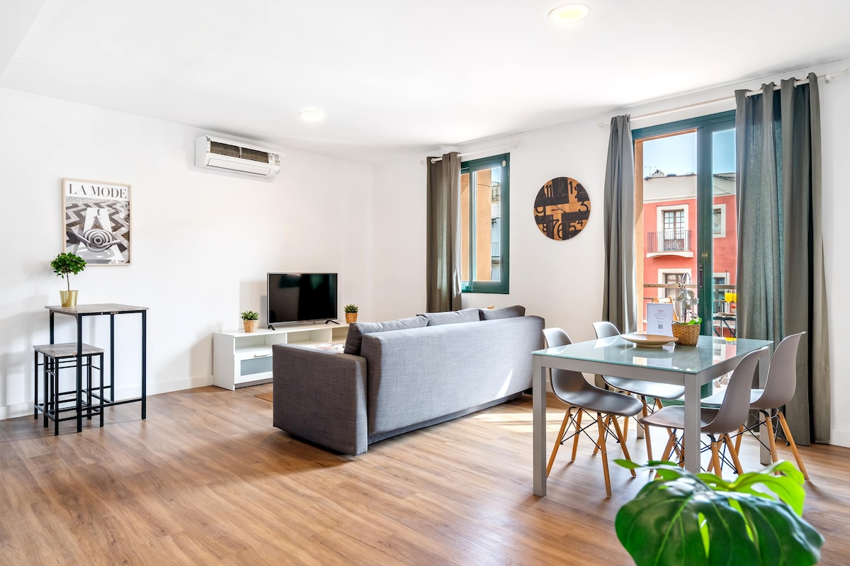 Successful Airbnb property: Casa Liceu 1 in El Raval