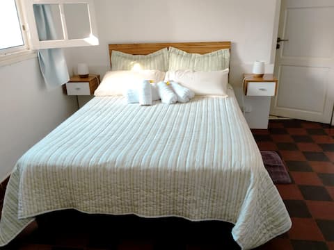 Comfortable and quiet apartment near the center
