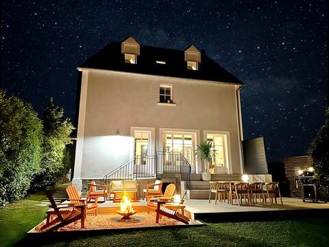 Lovely newly renovated house steps from beach!
