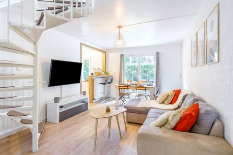 Family Retreat - Kids Friendly - Free parking