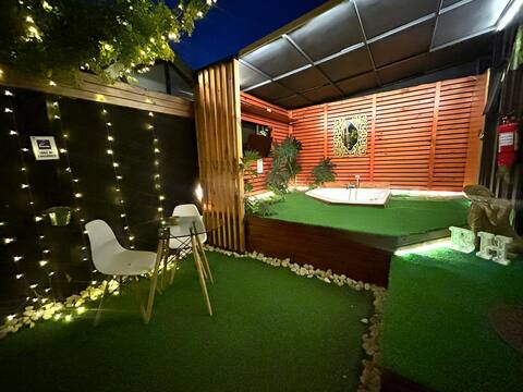 German Villa Stay/Jacuzzi Option