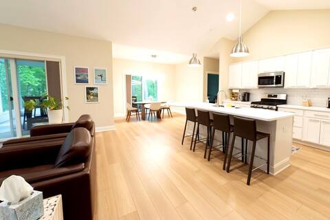 Hillsdale’s Hidden Condo Hideaway