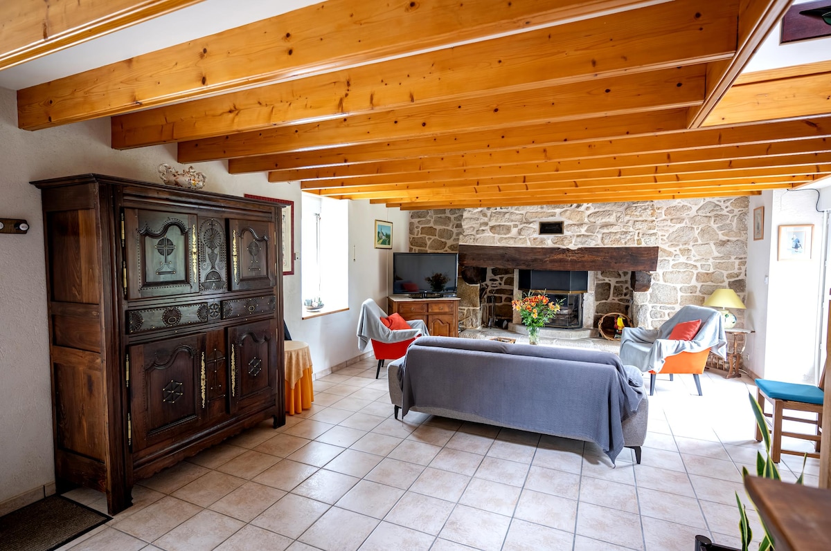 Popular Airbnb listing: Ty Lannig in Loctudy