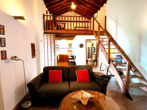 Charming house just 3 km from Granada | Apt Tinao