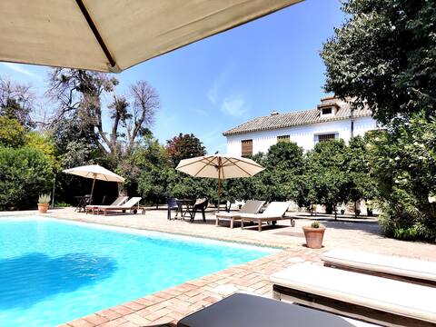 Charming house, 3 km from Granada | Apt Atrojes