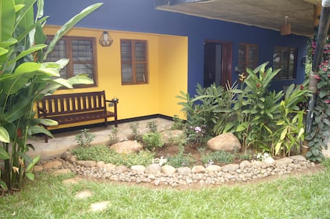 Charming Home In The Heart Of Shanty Town