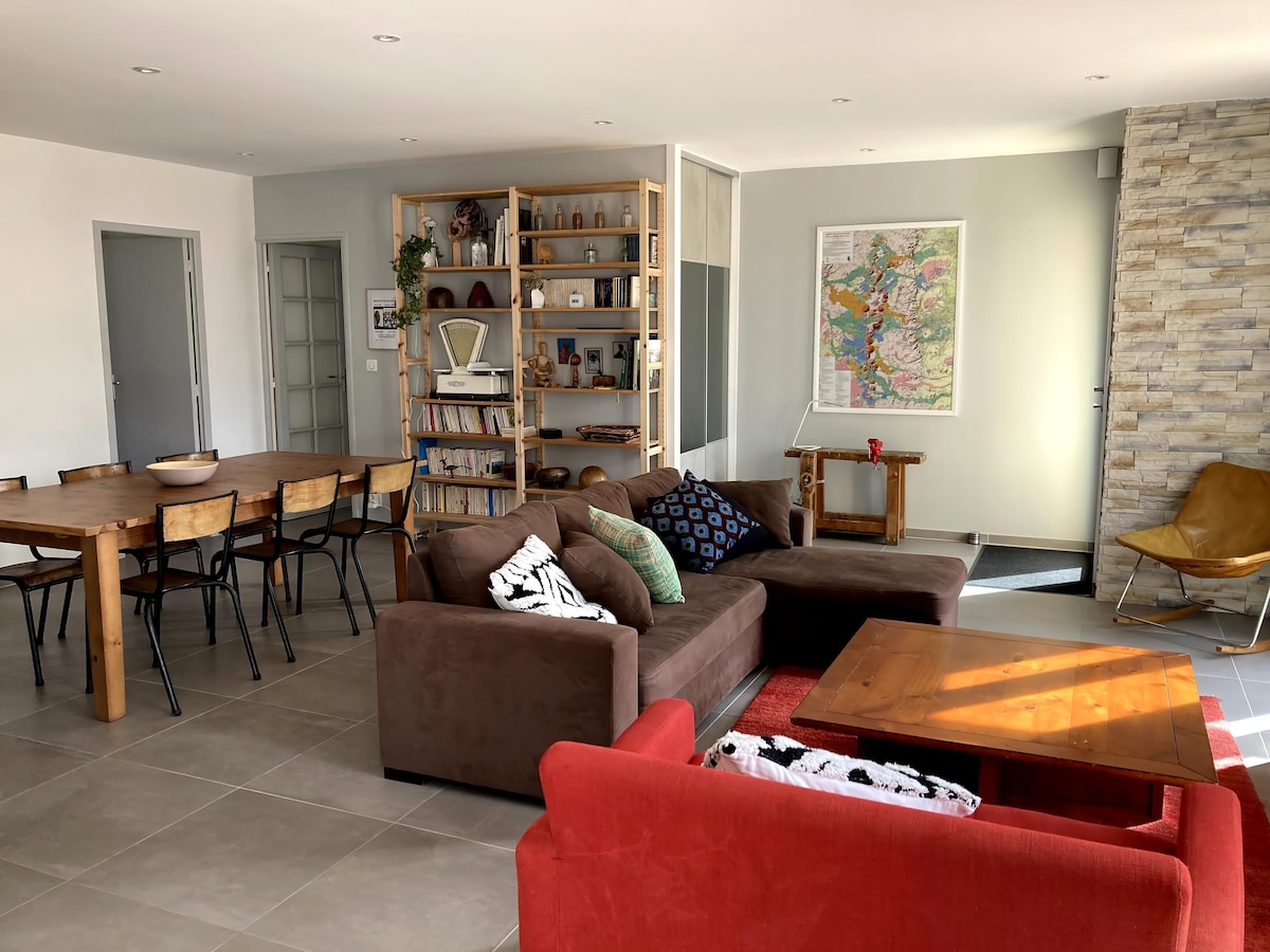 Airbnb performant: The Charade House à Royat