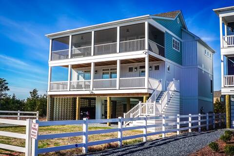 Always Baydreaming- amazing views & beach access!