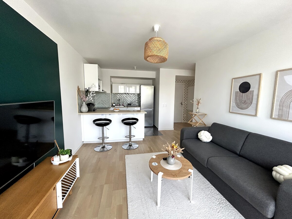 Airbnb con migliori performance: Elegant Minimalist Apartment (~ Paris / Disney) a Noisy Le Grand