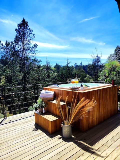 Cabin with private and independent Jacuzzi