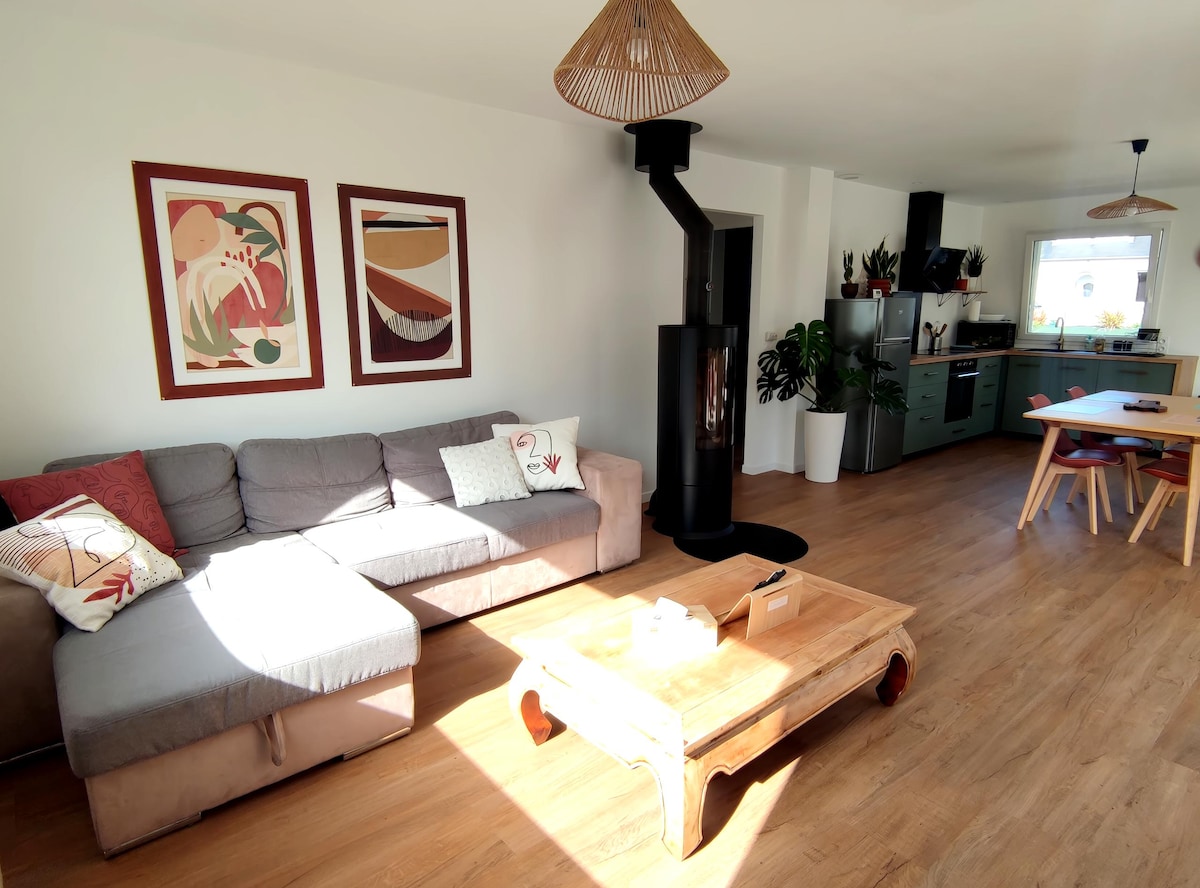 Top Airbnb: Gîte du Squewel Cozy single-storey house, à Trégastel