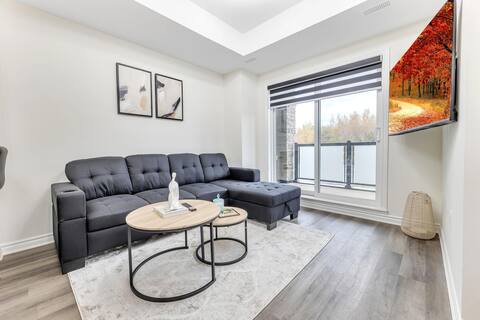 Noir Affair: Modern 2B/2.5B+Office,5G,Free Parking