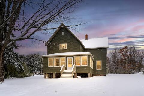 Calumet, MI-Miners Captain House