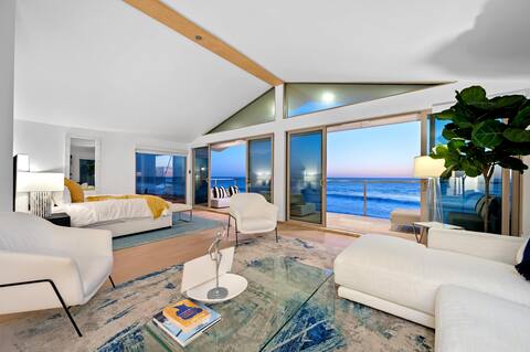 Sunset Shores - A Luxury Oceanfront Retreat
