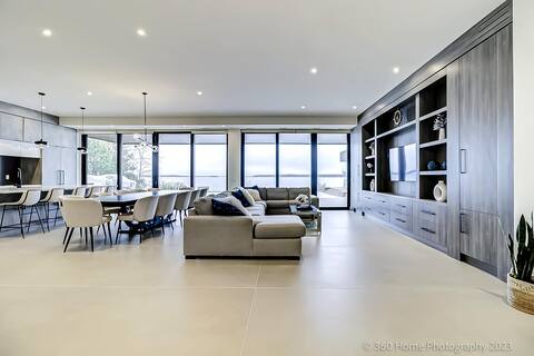 Lake Simcoe Party House