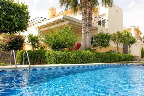 Charming villa with private pool 3min to the beach