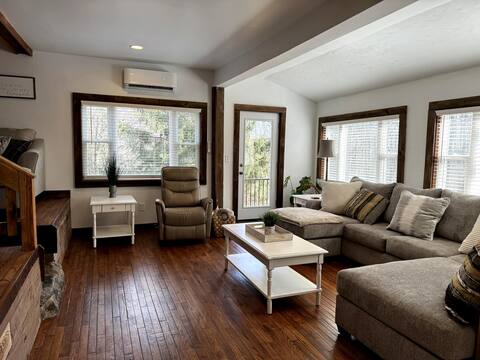 Modern/rustic home near Gettysburg