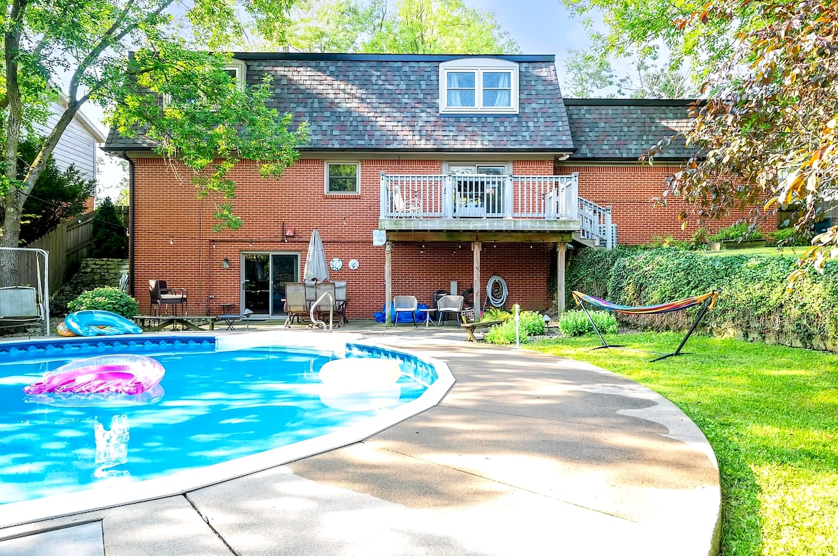 Harmony Hideaway, 5 min to BSU, Summer Pool, Games