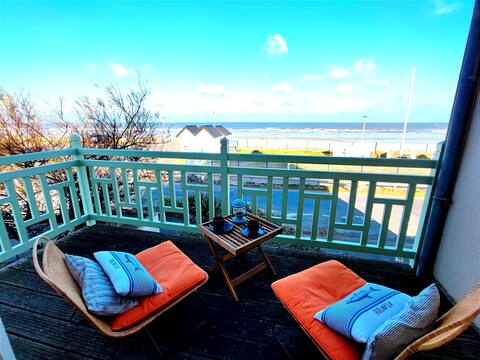Villa Bellevue - Anglo-Norman style - seafront