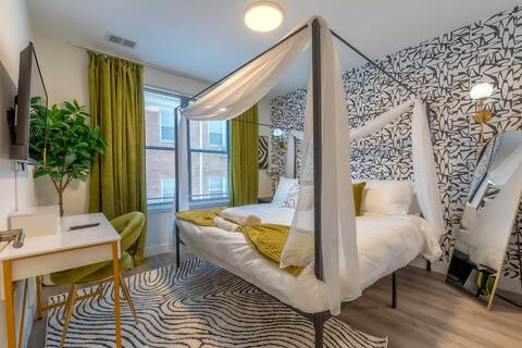 Book 3 days Save 20%, 2baths, Free Parking+EV plug