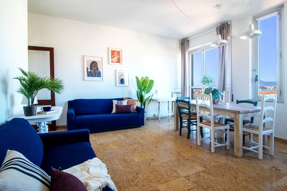 Erfolgreiche Airbnb-Immobilie: Lady Blue Apartment - in centro in Lavagna
