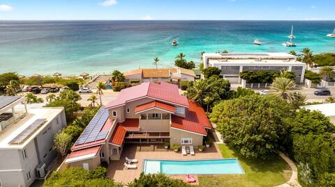 Beach Front 5BR | Catalina Beach House by Bocobay