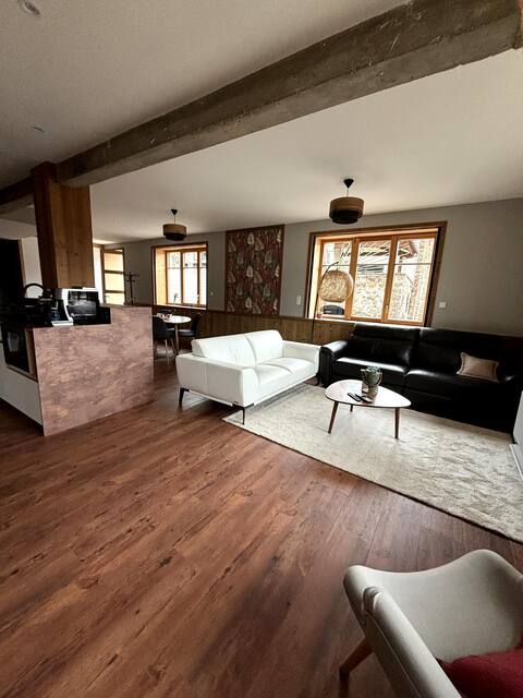 Apartment with terrace SPA garage motorcycles
