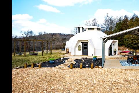 The Dome House on Bear Creek - Hot Tub - Secluded